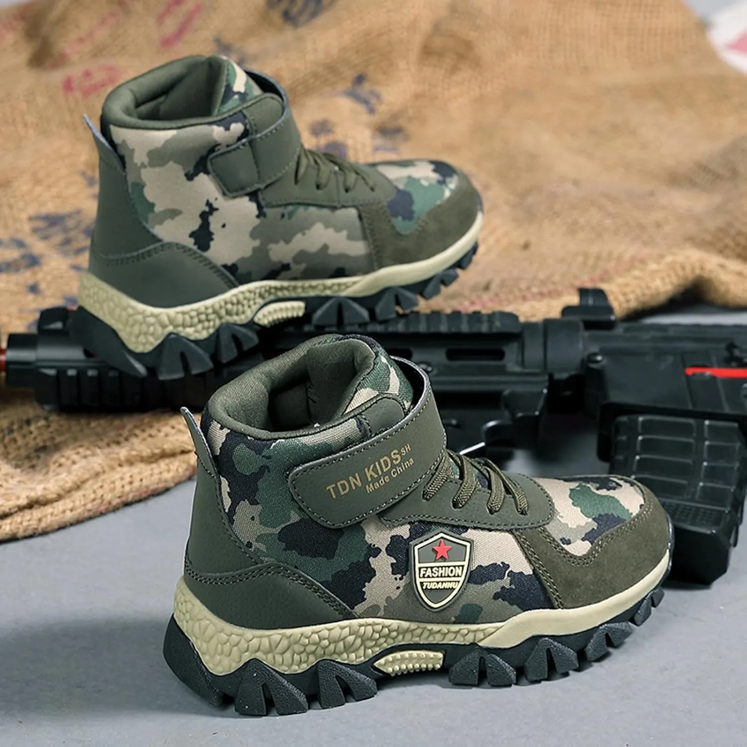Eliogn Kids Sneakers for Boys Running Shoes Lightweight Breathable Walking Shoes