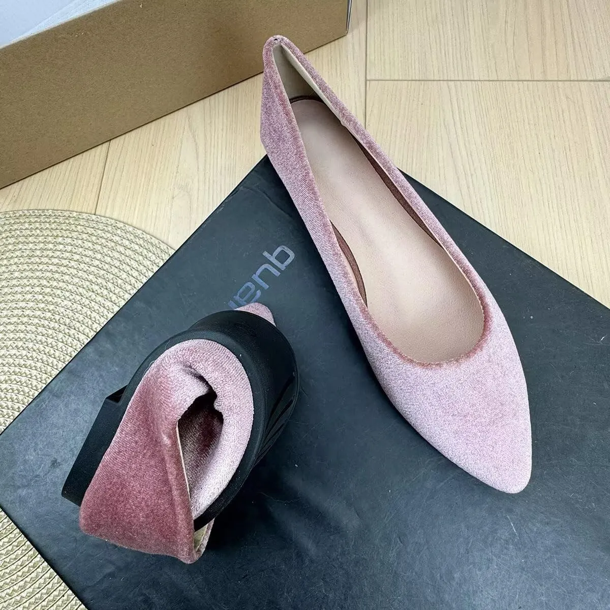 Hee grand Pointed Toe Flats for Women Casual Slip-On Loafers Comfort Work Shoes Velvet Dressy Shoes