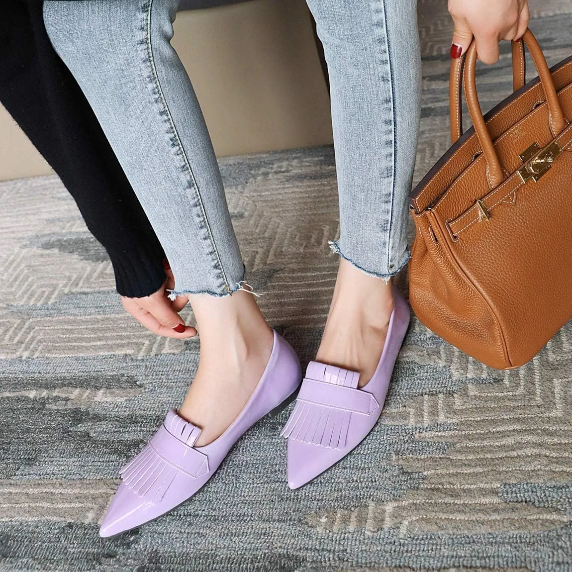 LEHOOR Women Pointed Closed Toe Flat Loafer Pumps Tassel Slip On Lightweight Patent Leather Casual Comfort Work Shoes for Ladies 4-15 M US